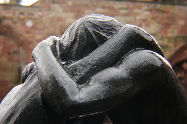reconciliation-coventry-statue-closeup